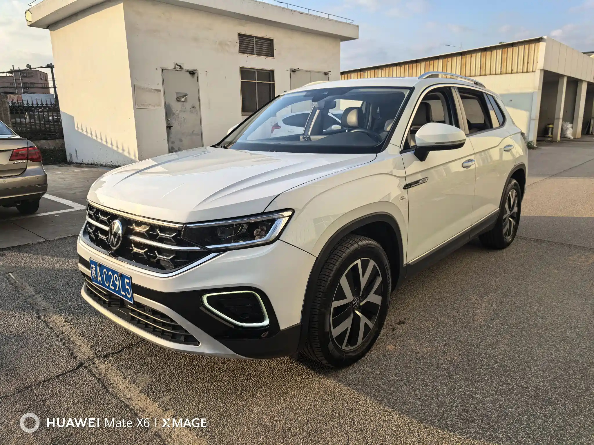 VOLKSWAGEN TAYRON 2023