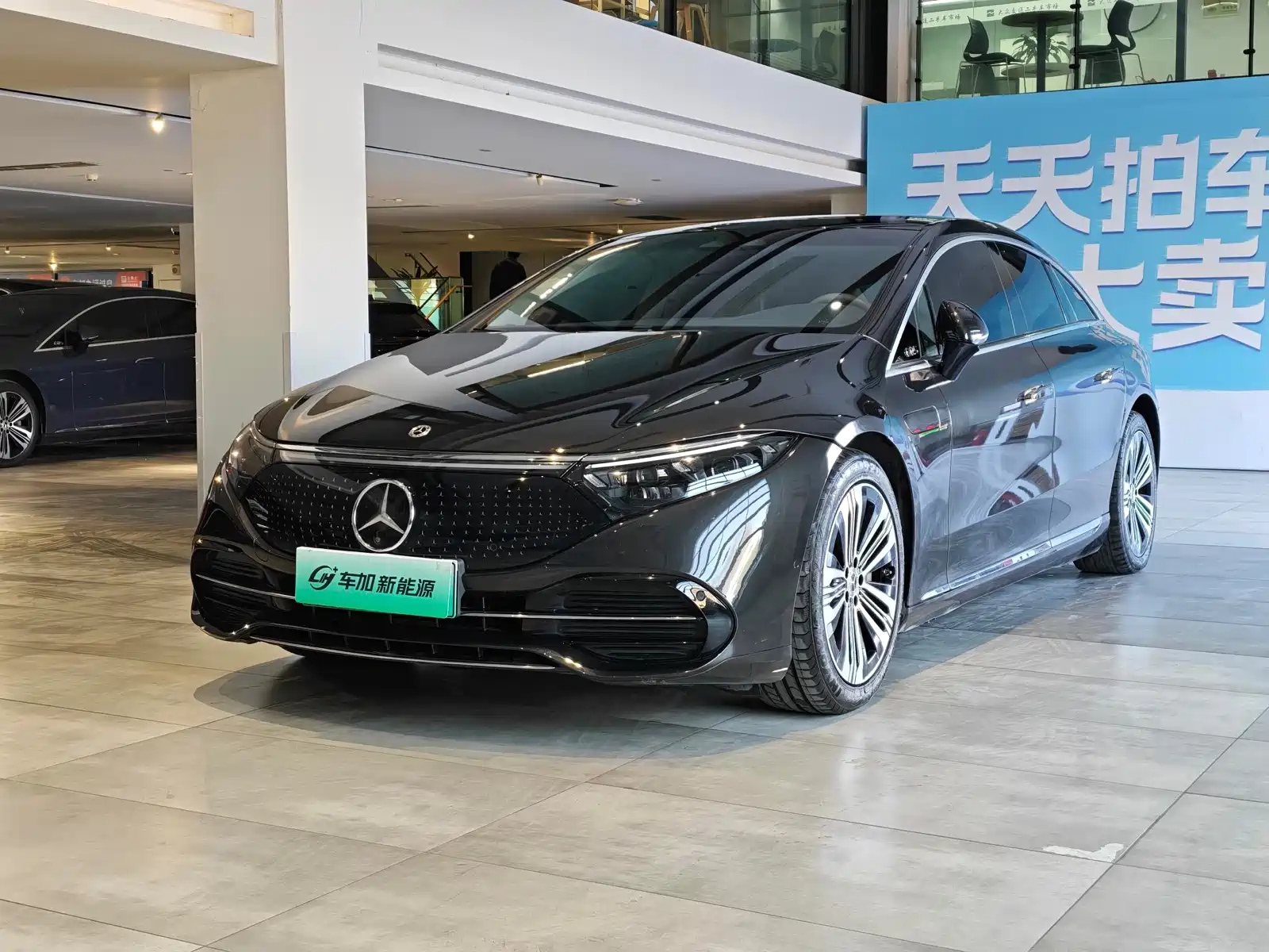 MERCEDES-BENZ EQS 2024