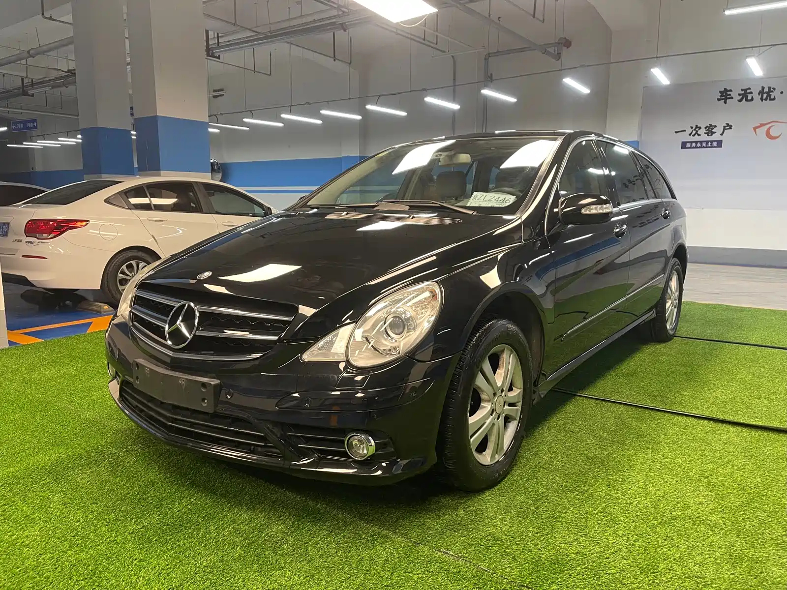 MERCEDES-BENZ R-CLASS 2010