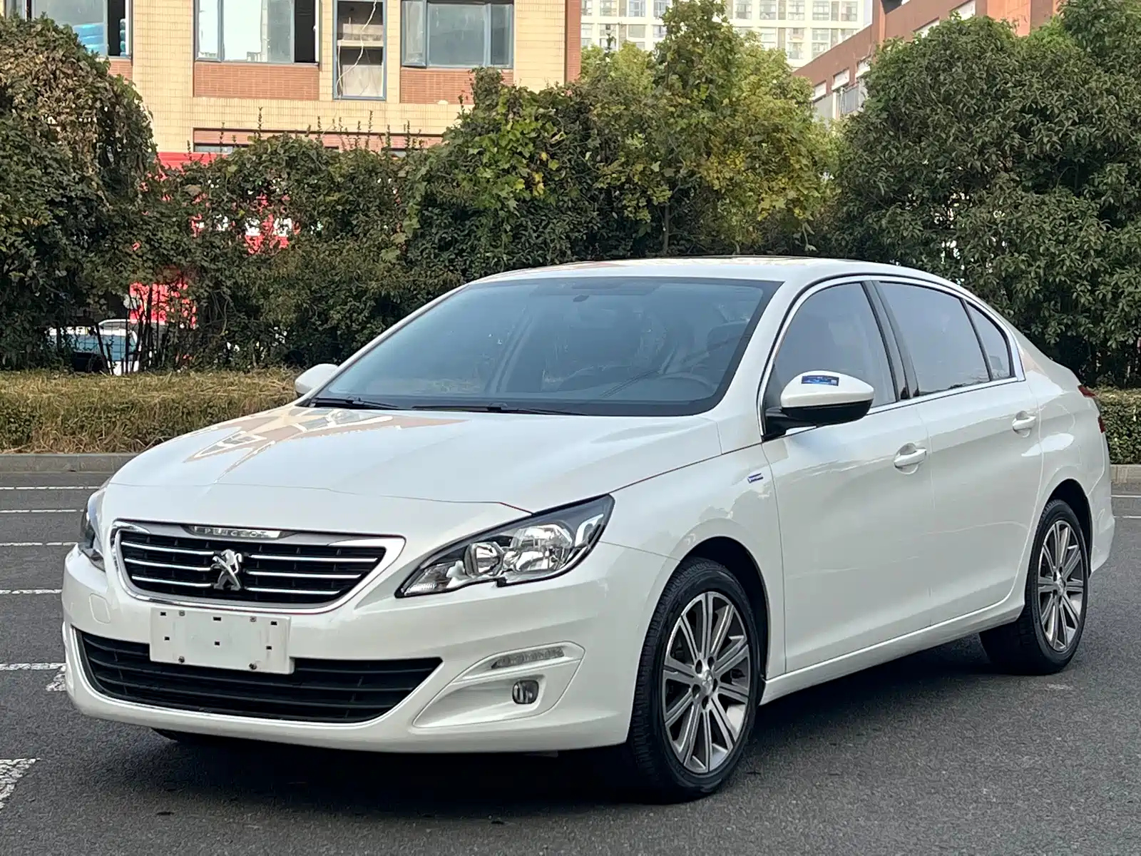 PEUGEOT 408 2017
