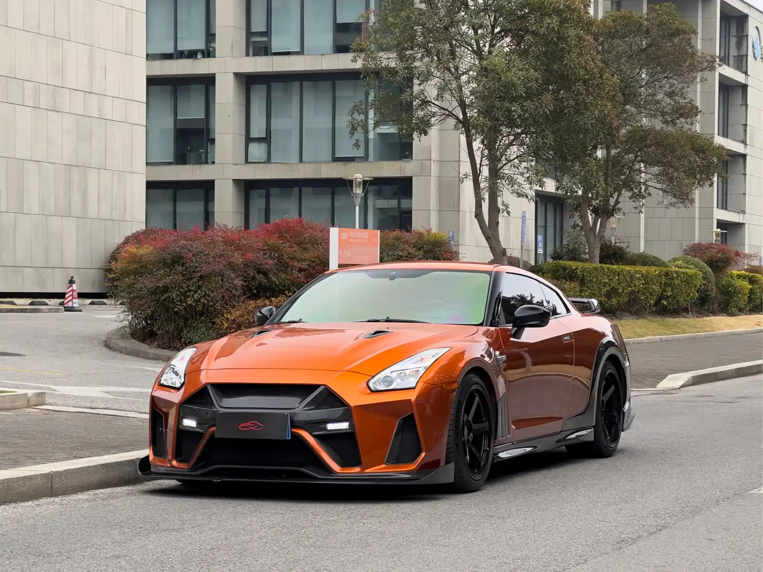 NISSAN GT-R 2018