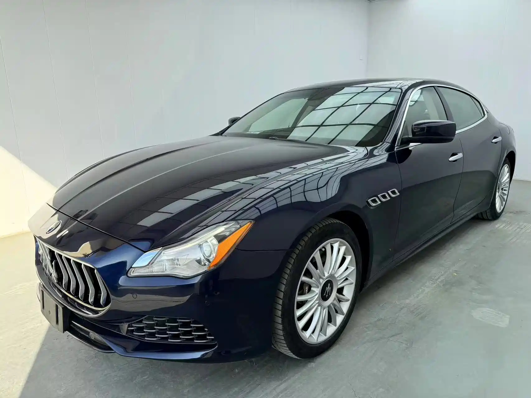 MASERATI QUATTROPORTE 2015