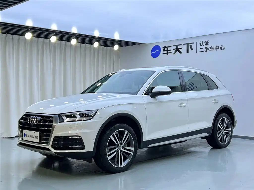 AUDI Q5L 2021