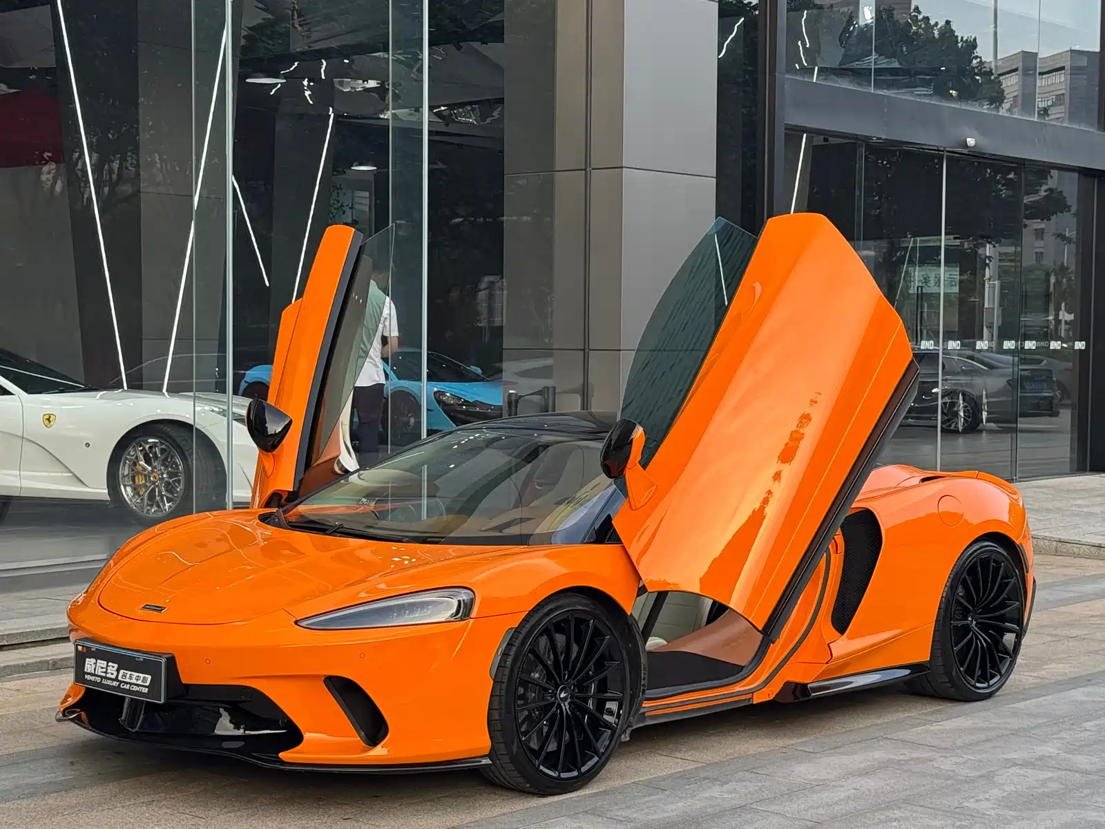 MCLAREN GT 2022