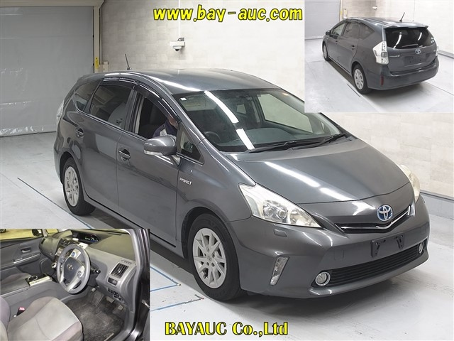 TOYOTA PRIUS ALPHA 2013