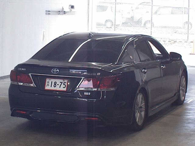 TOYOTA CROWN 2013