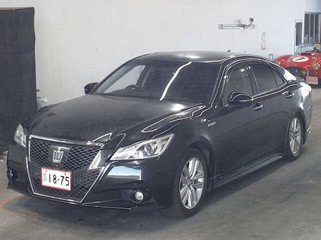 TOYOTA CROWN 2013
