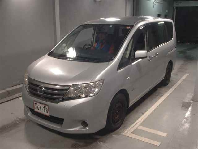 NISSAN SERENA 2013
