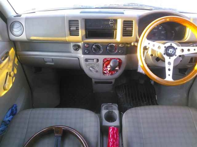 NISSAN CLIPPER VAN 2015