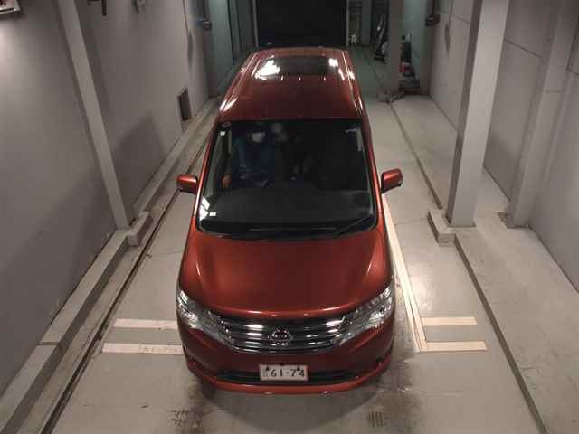 NISSAN SERENA 2015