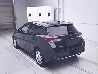 TOYOTA AURIS 2017