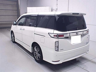NISSAN ELGRAND 2011