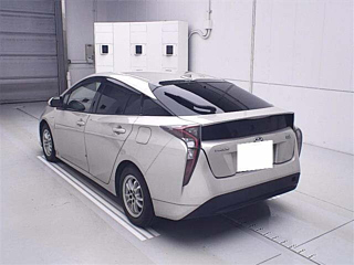 TOYOTA PRIUS 2017
