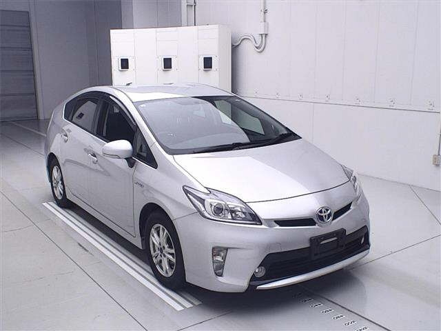 TOYOTA PRIUS 2012