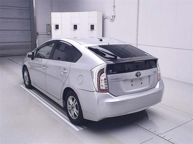 TOYOTA PRIUS 2012