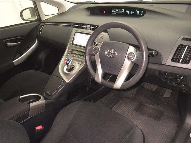 TOYOTA PRIUS 2015