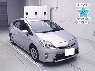 TOYOTA PRIUS 2015