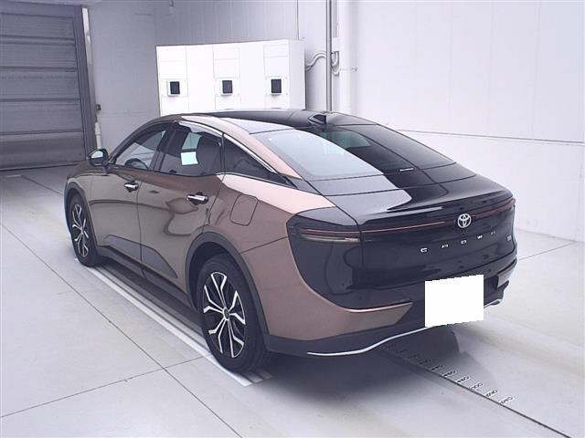 TOYOTA CROWN CROSSOVER 2023
