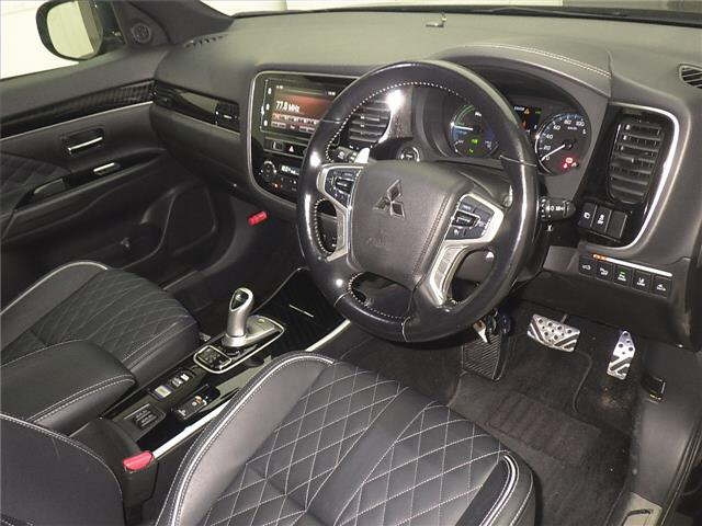 MITSUBISHI OUTLANDER PHEV 2018