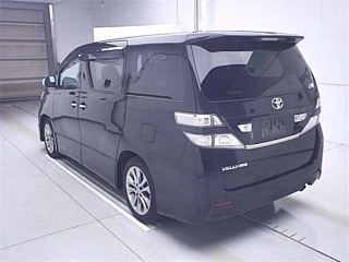 TOYOTA VELLFIRE 2011