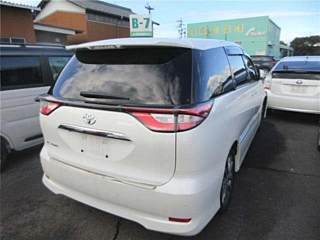 TOYOTA ESTIMA 2017