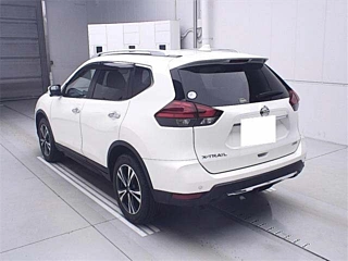 NISSAN X-TRAIL 2018