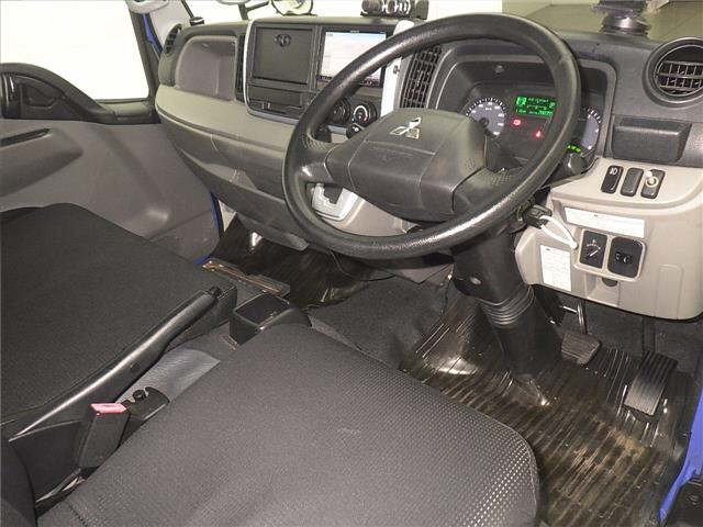 MITSUBISHI CANTER 2016