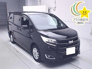 TOYOTA NOAH 2018
