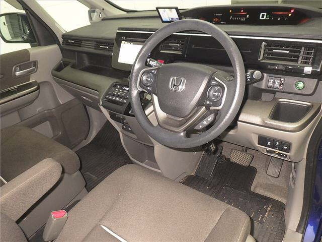 HONDA STEP WAGON 2017