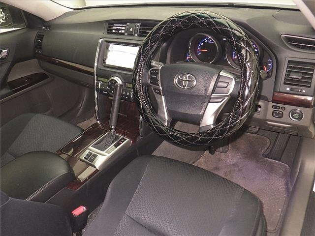 TOYOTA MARK X 2012