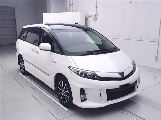 TOYOTA ESTIMA HYBRID 2015