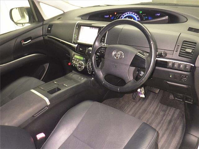 TOYOTA ESTIMA HYBRID 2015