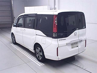 HONDA STEP WAGON 2015