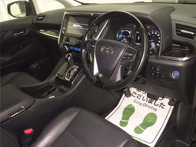 TOYOTA ALPHARD 2017