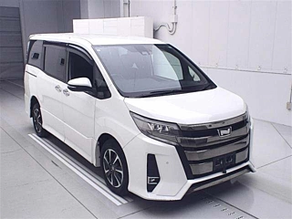 TOYOTA NOAH 2019