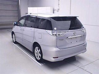 TOYOTA ESTIMA HYBRID 2011