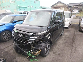 NISSAN ROOX 2025