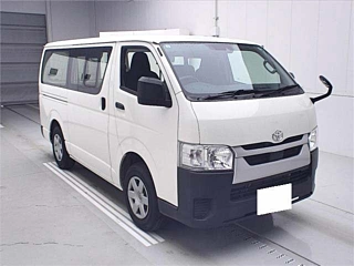 TOYOTA HIACE VAN 2021