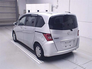 HONDA FREED 2009