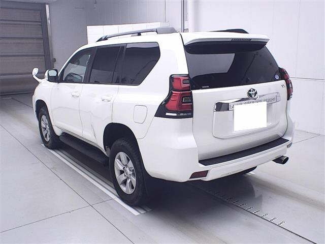 TOYOTA LAND CRUISER PRADO 2018