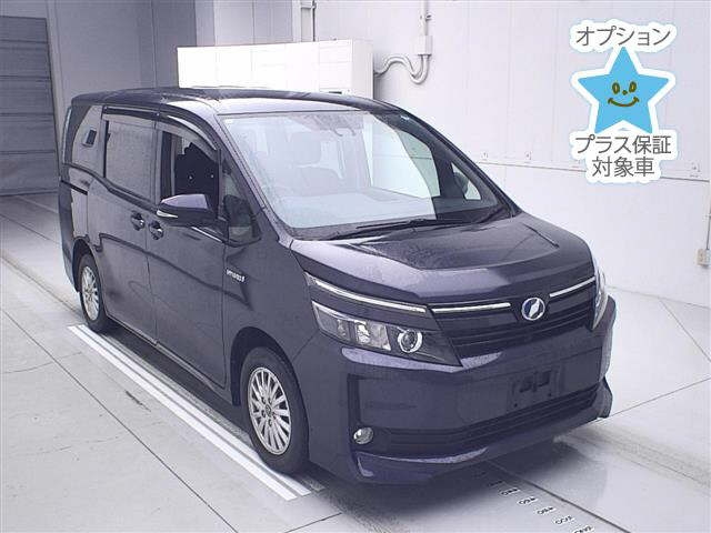 TOYOTA VOXY 2016