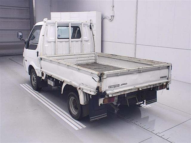 MAZDA BONGO 2008