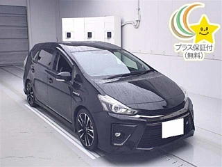 TOYOTA PRIUS ALPHA 2020