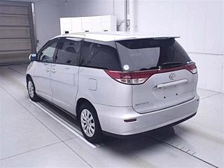 TOYOTA ESTIMA 2011
