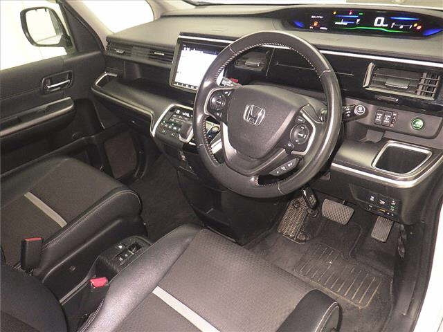 HONDA STEP WAGON 2018