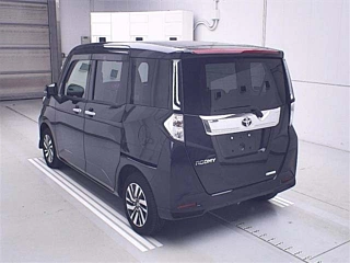 TOYOTA ROOMY 2022