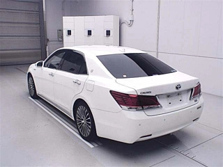 TOYOTA CROWN 2016