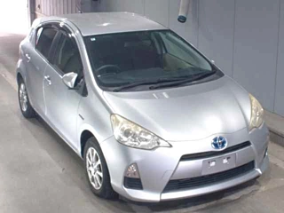 TOYOTA AQUA 2012