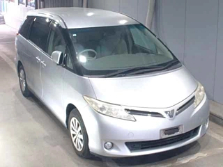 TOYOTA ESTIMA 2009