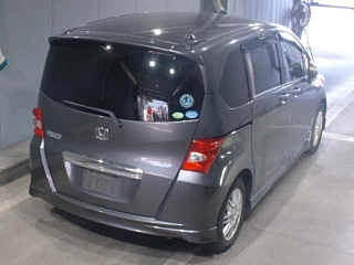 HONDA FREED 2010